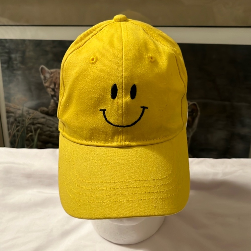 Smile hat!